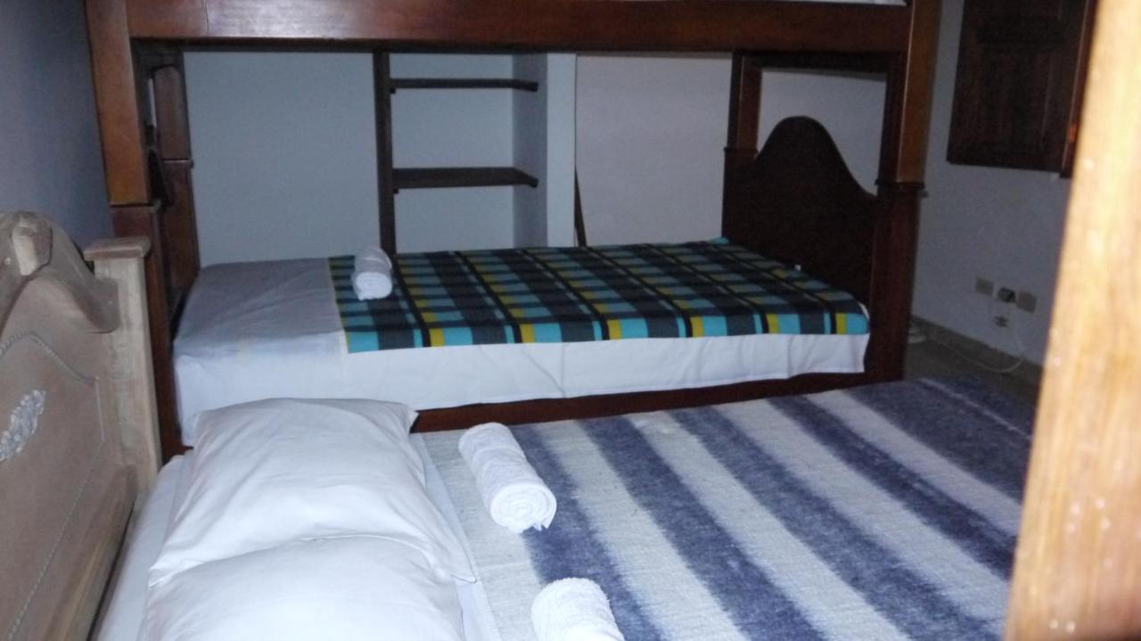 Hostal Naty Luna Jardín Exterior foto
